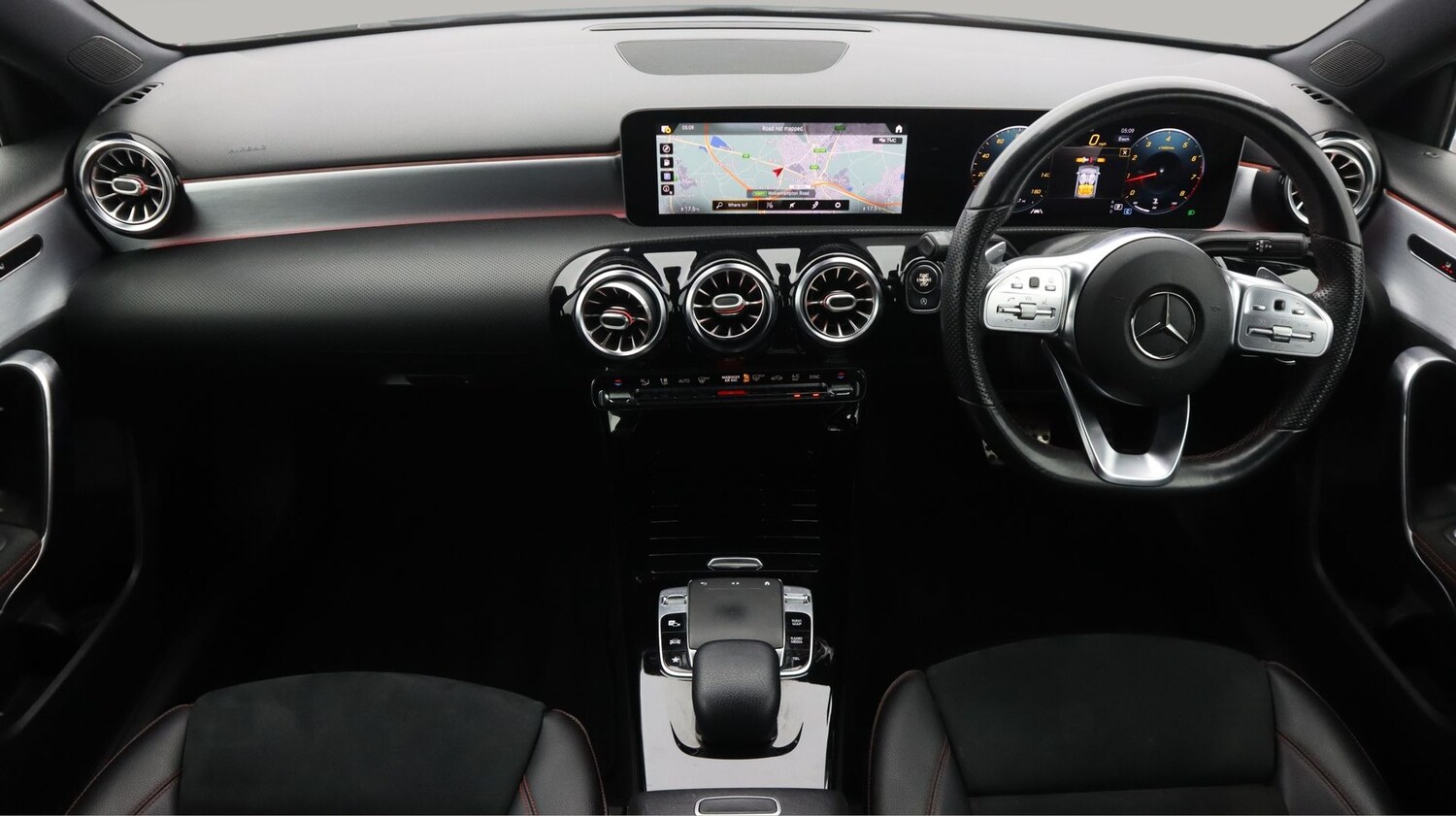 Used Mercedes-Benz A-Class 2018 for sale - 77844739: Photo 13