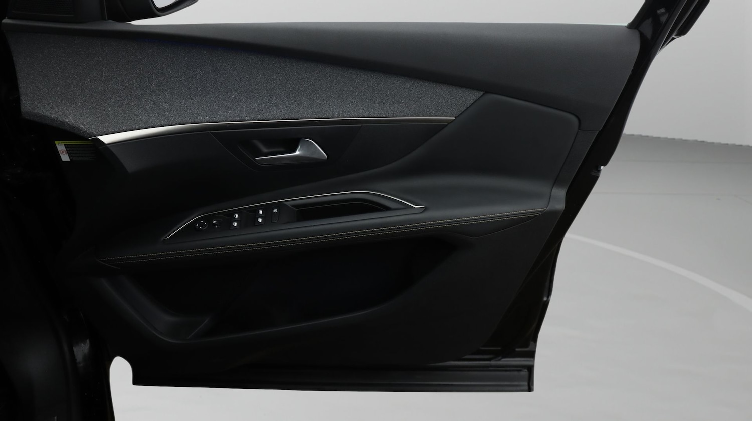 Used Peugeot 3008 2019 for sale - 77823273: Photo 15