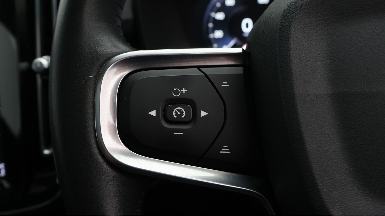 Used Volvo XC40 2019 for sale - 77915326: Photo 23