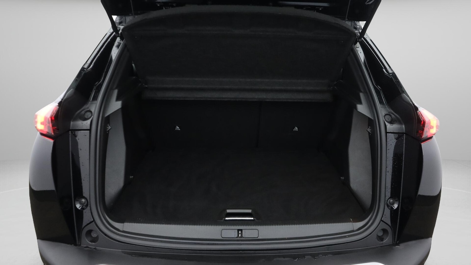 Used Peugeot 2008 for sale - 76742598: Photo 18