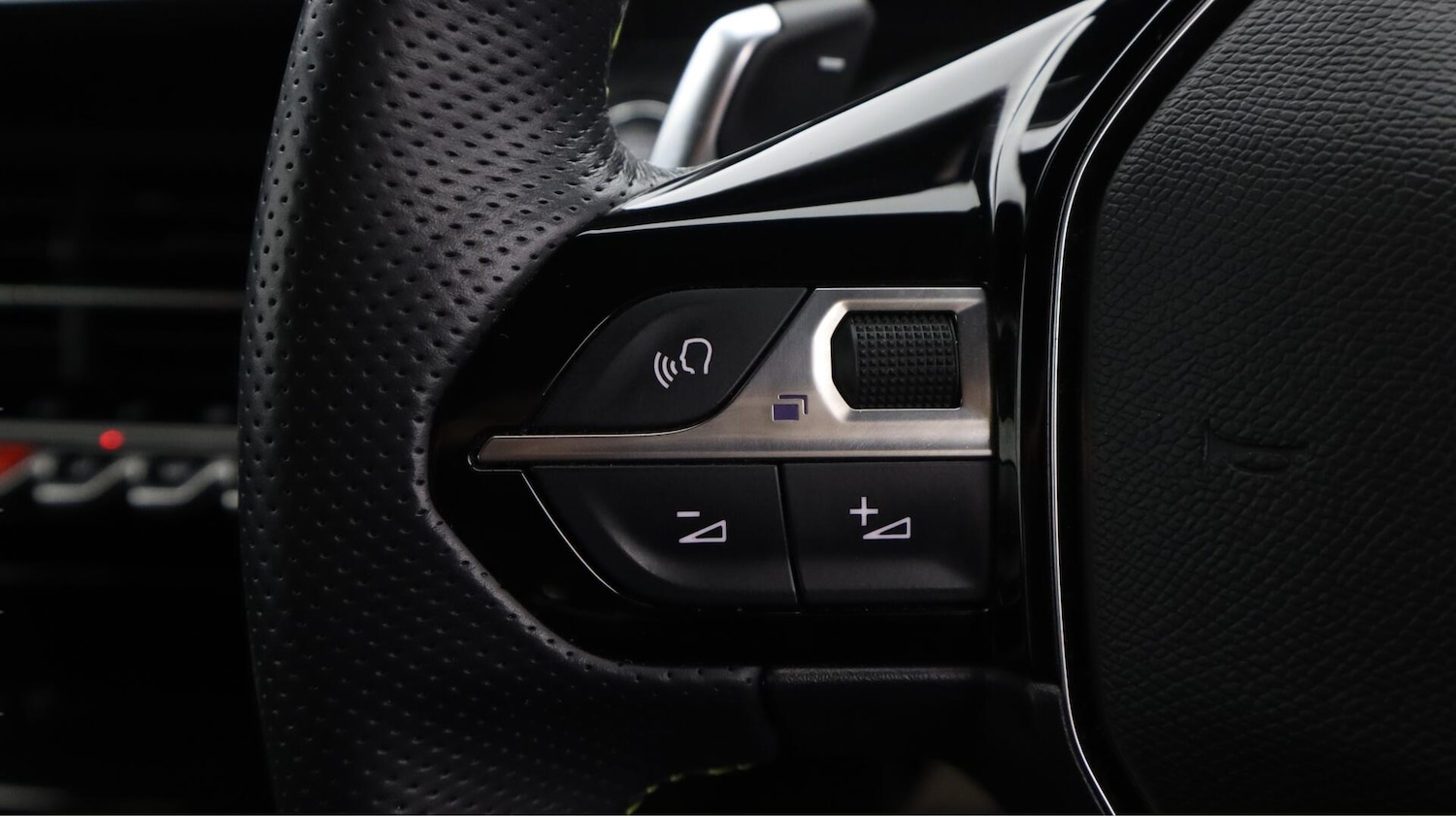 Used Peugeot 2008 for sale - 76742598: Photo 24