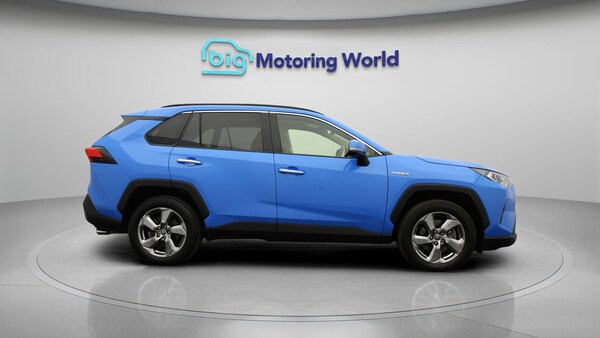 Used Toyota RAV4 2020 for sale - 75174127: Photo 9