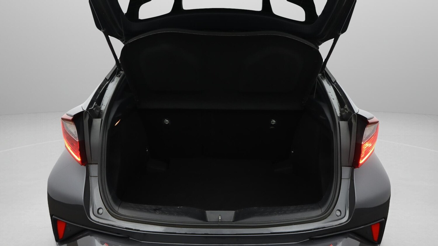 Used Toyota C-HR 2021 for sale - 76658801: Photo 18