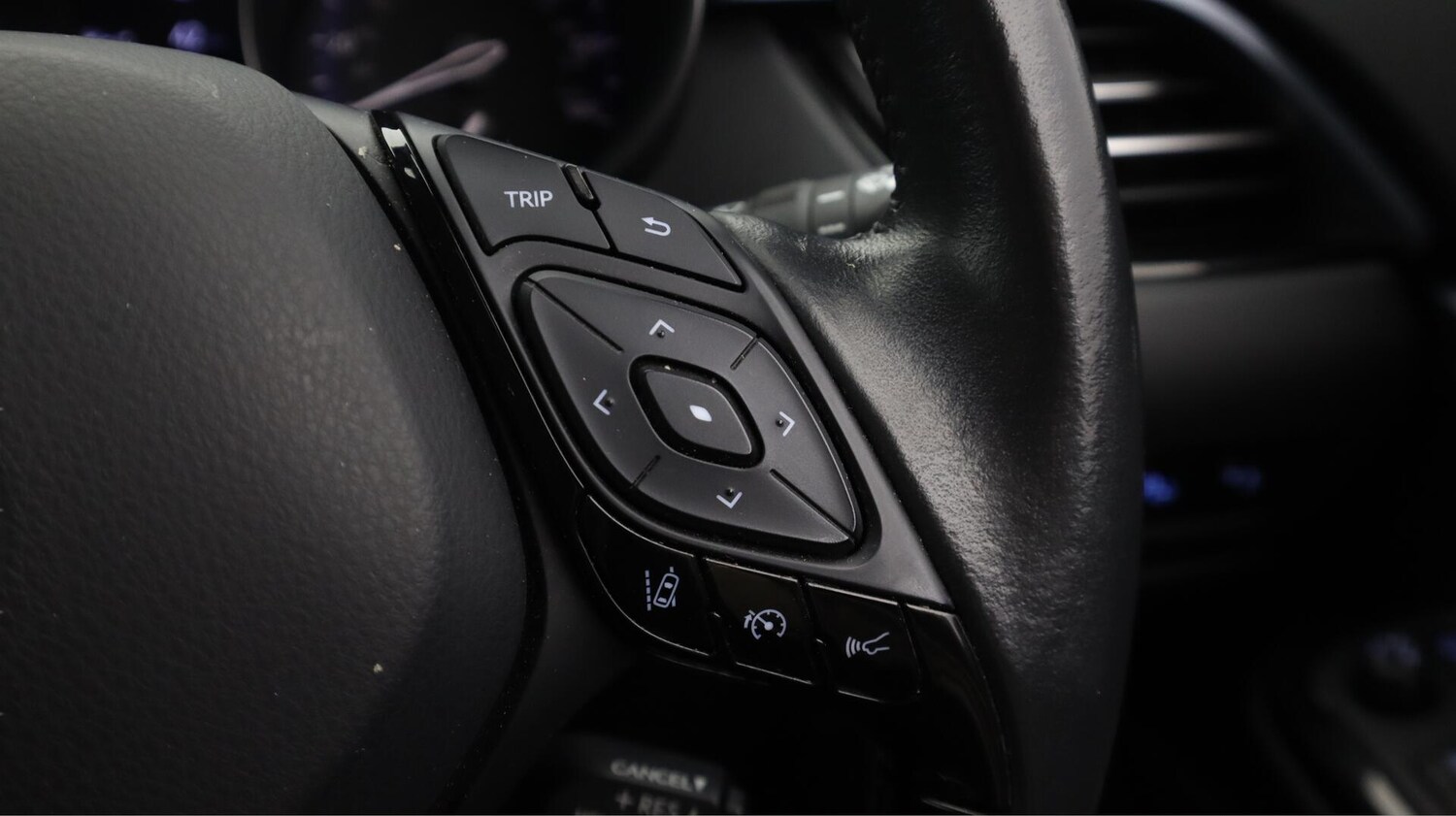 Used Toyota C-HR 2021 for sale - 76658801: Photo 24