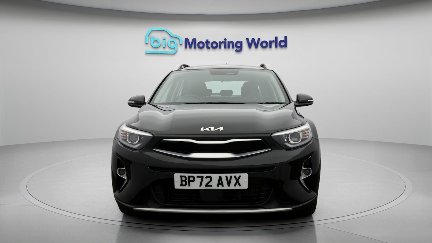 Used Kia Stonic 2023 for sale - 77536307: Photo 2