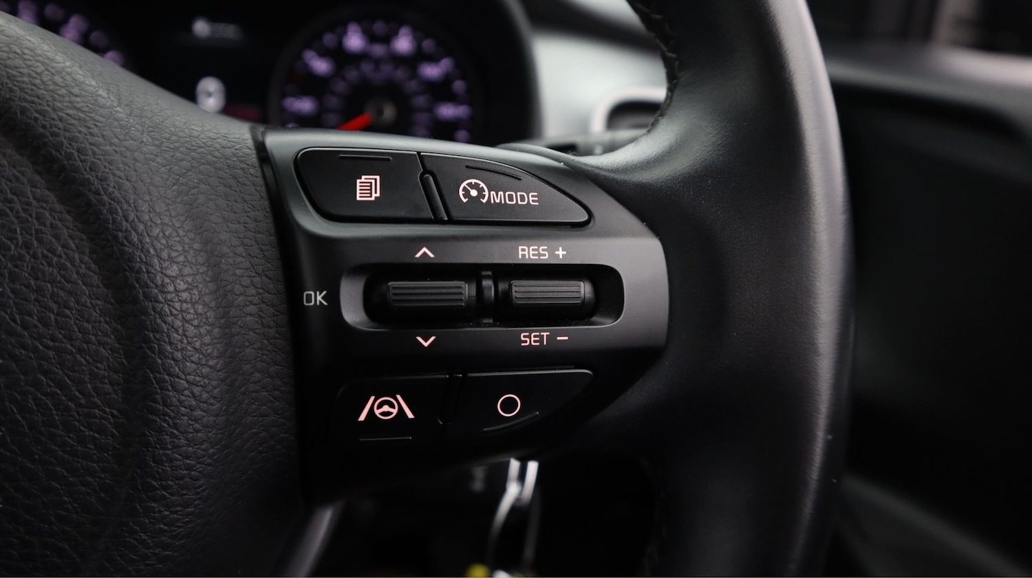 Used Kia Stonic 2023 for sale - 77536307: Photo 22