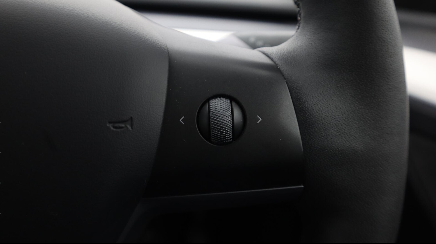 Used Tesla Model Y for sale - 76727984: Photo 24