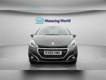 Used Peugeot 208 2019 for sale - 75589421: Photo