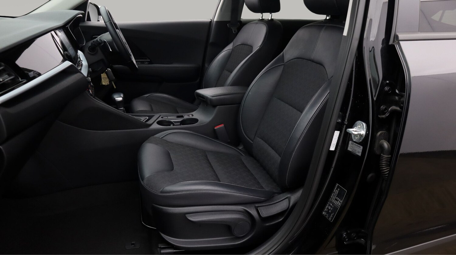 Used Kia Niro 2020 for sale - 77759203: Photo 14