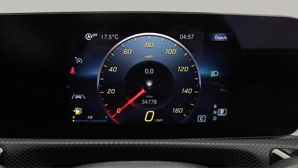 Used Mercedes-Benz CLA 2021 for sale - 76327316: Photo 11