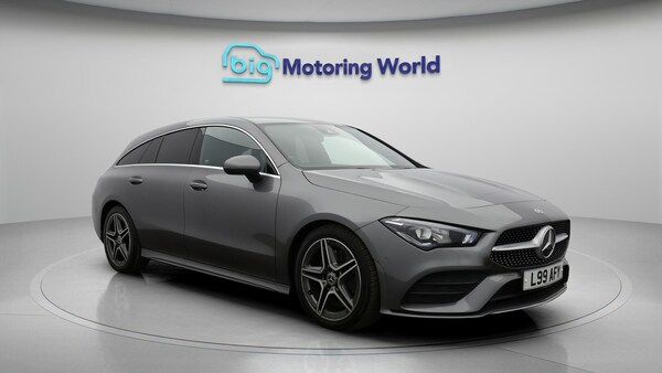 Used Mercedes-Benz CLA 2021 for sale - 76327316: Photo 2