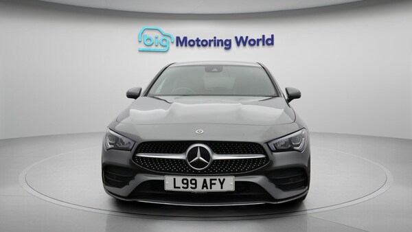Used Mercedes-Benz CLA 2021 for sale - 76327316: Photo 3