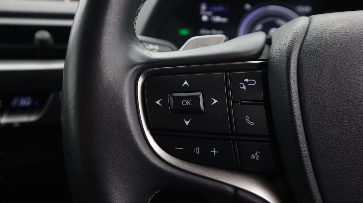 Used Lexus UX 2023 for sale - 77782218: Photo 20