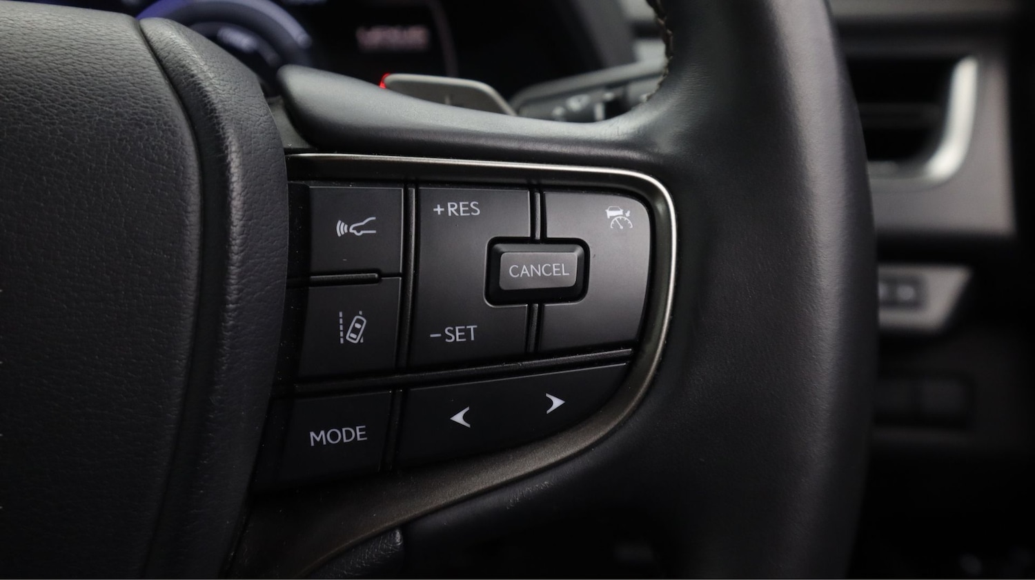 Used Lexus UX 2023 for sale - 77782218: Photo 21