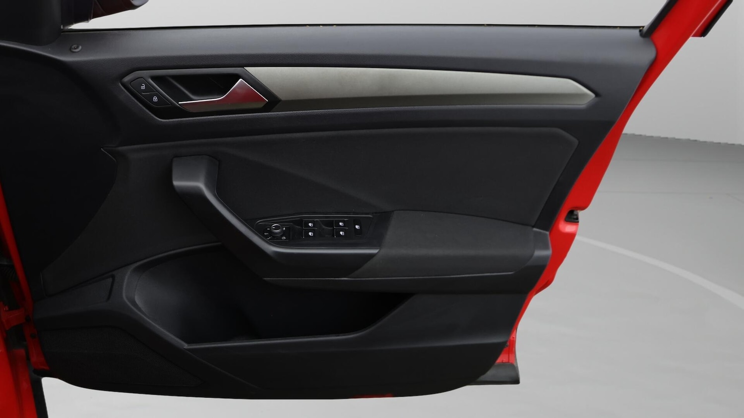 Used Volkswagen T-Roc 2021 for sale - 76473174: Photo 16