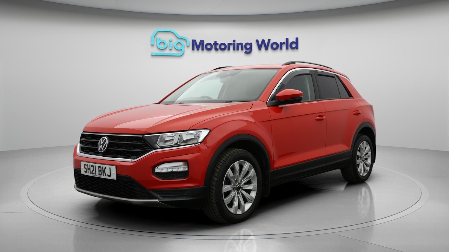 Used Volkswagen T-Roc 2021 for sale - 76473174: Photo 4