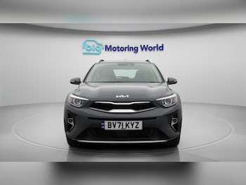 Used Kia Stonic 2021 for sale - 76108568: Photo 3