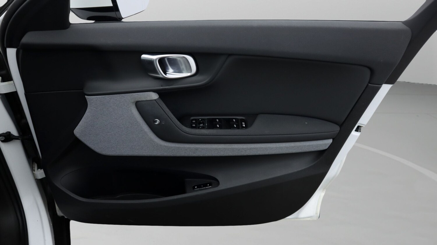 Used Polestar Polestar 2 2023 for sale - 77915490: Photo 15