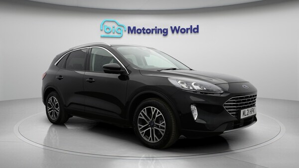 Used Ford Kuga 2021 for sale - 76240283: Photo 2