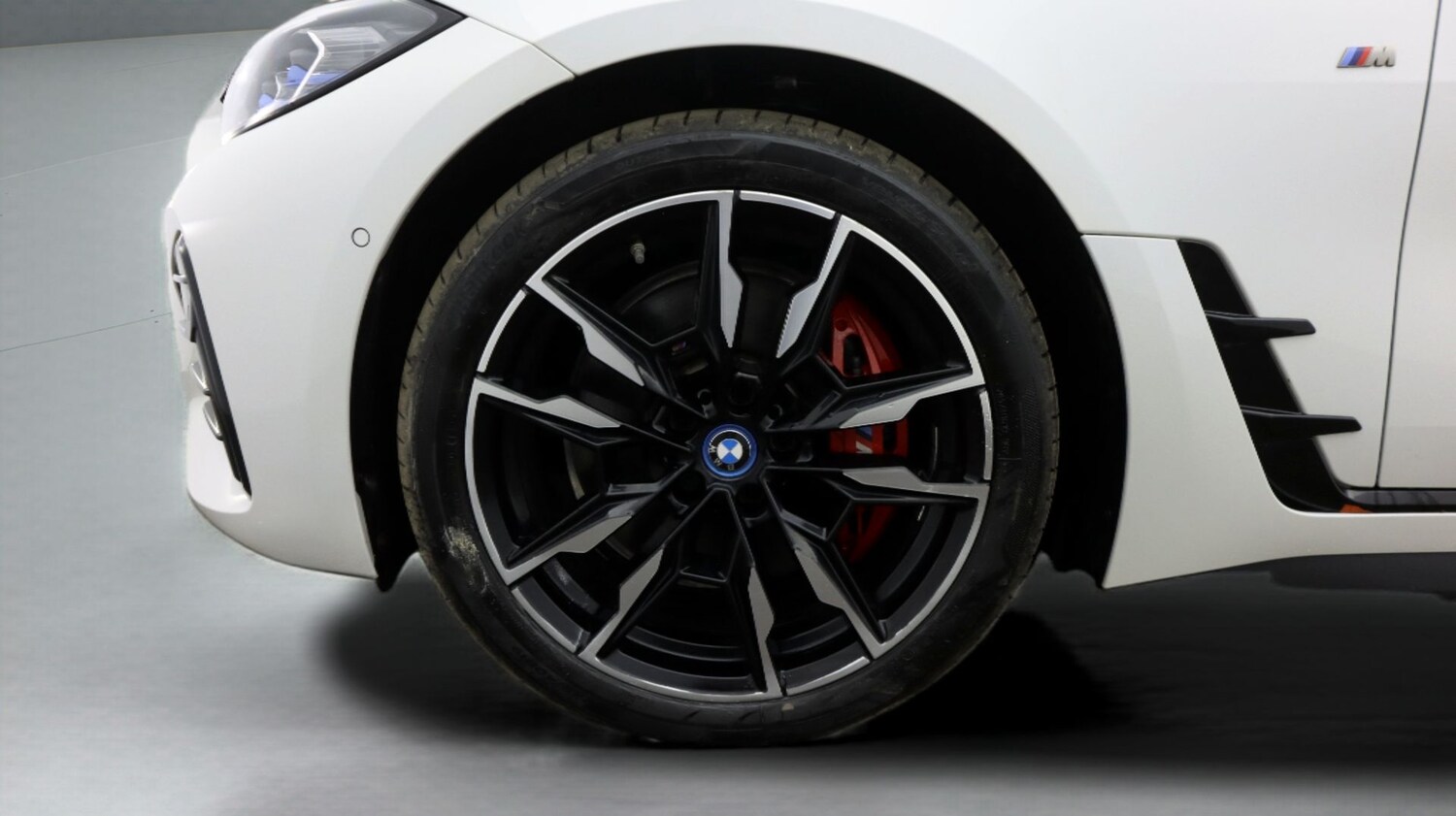 Used BMW i4 2023 for sale - 77497676: Photo 18