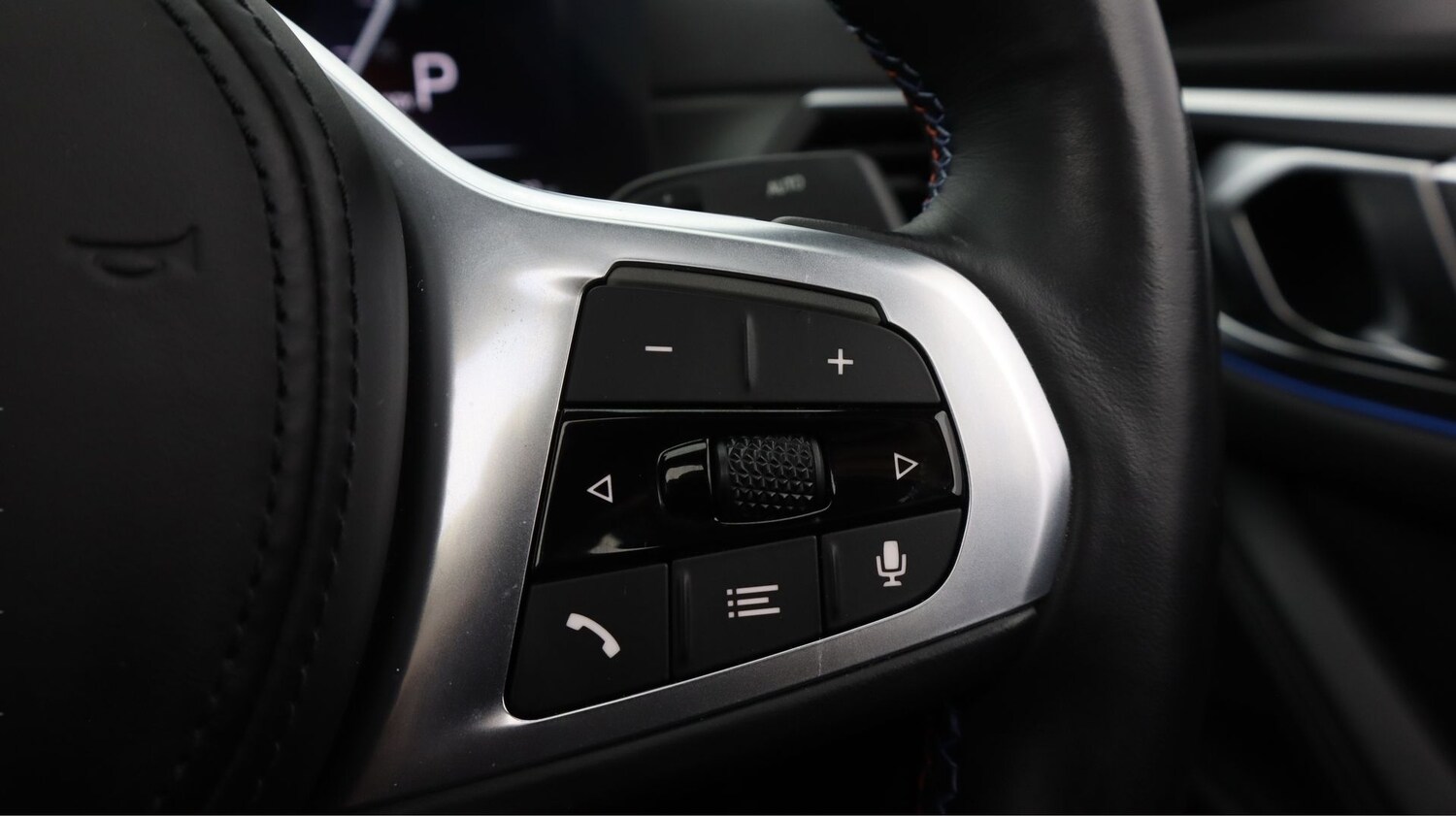 Used BMW i4 2023 for sale - 77497676: Photo 25