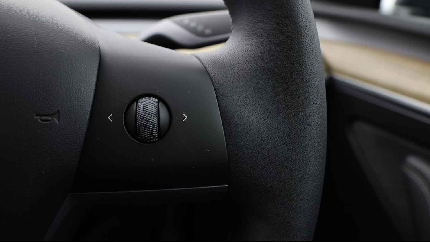 Used Tesla Model Y 2023 for sale - 76361067: Photo 25