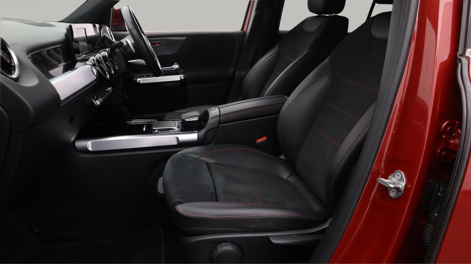 Used Mercedes-Benz GLB for sale - 76689014: Photo 15