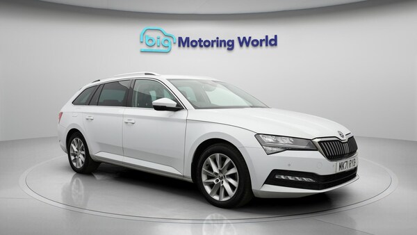 Used Skoda Superb 2021 for sale - 76283870: Photo 2