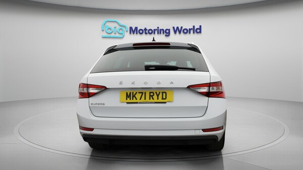 Used Skoda Superb 2021 for sale - 76283870: Photo 7