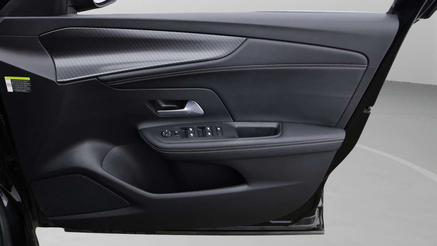 Used Vauxhall Mokka Electric 2021 for sale - 76388633: Photo 16