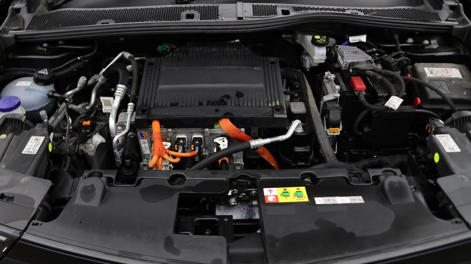 Used Vauxhall Mokka Electric 2021 for sale - 76388633: Photo 20