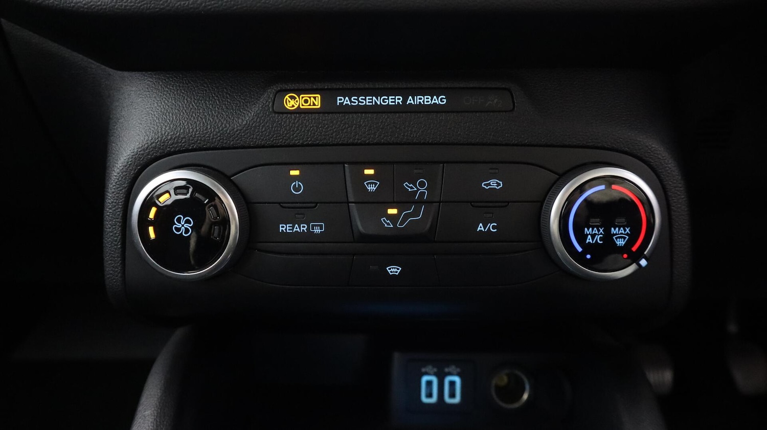 Used Ford Focus 2022 for sale - 76658912: Photo 13