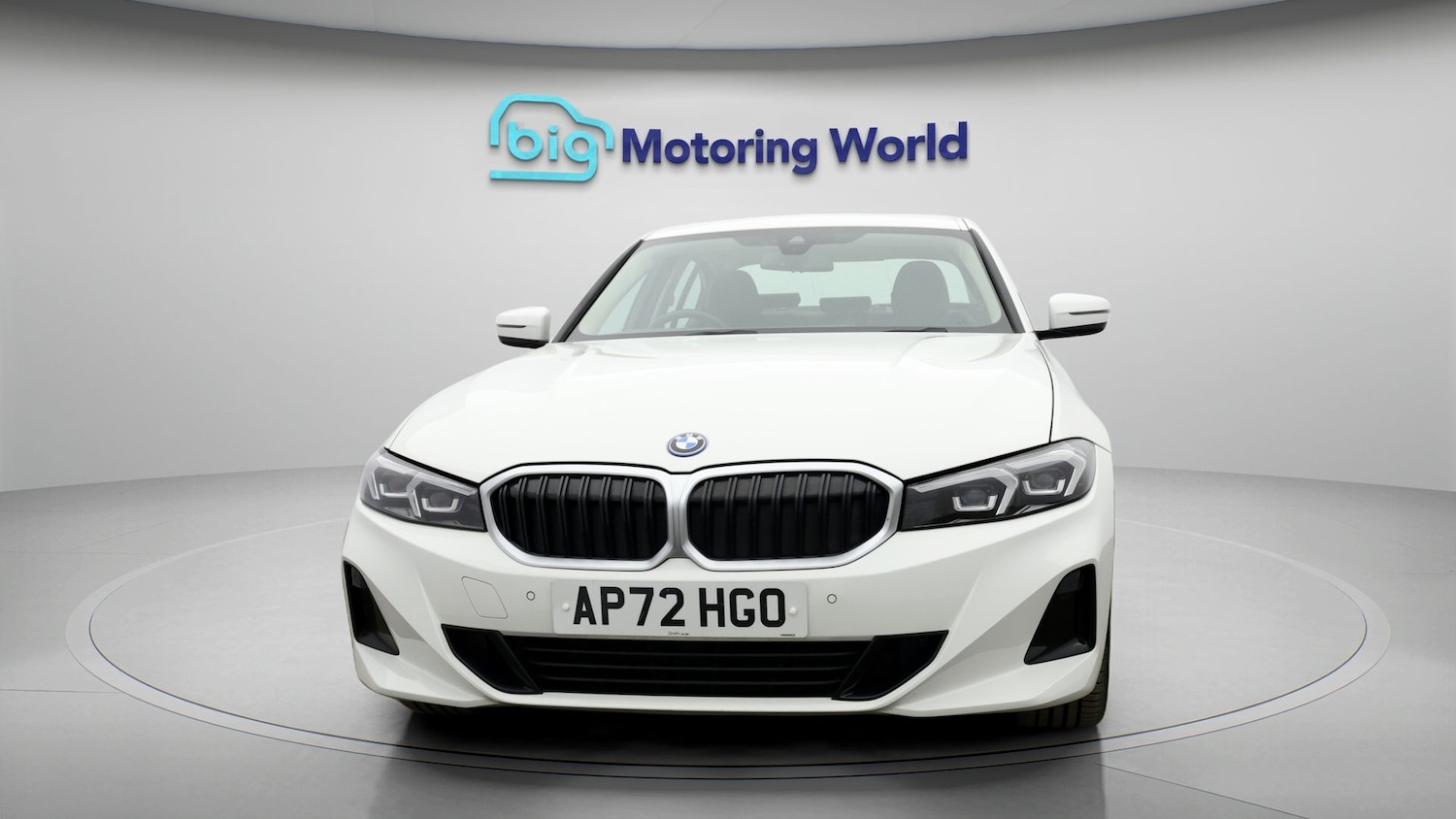 Used BMW 3 Series 2023 for sale - 77946275: Photo 2