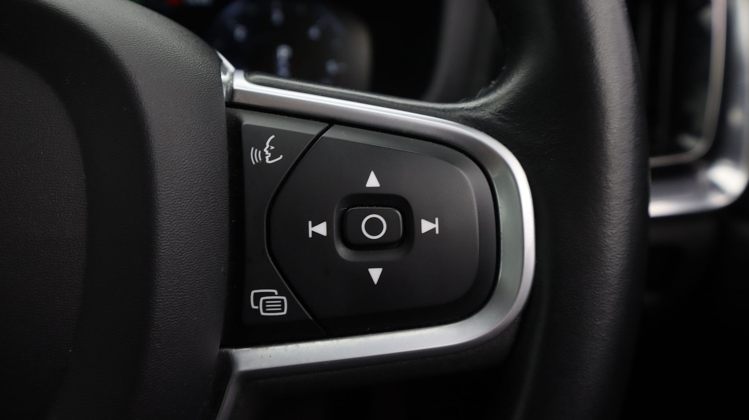 Used Volvo V60 2020 for sale - 77595122: Photo 24