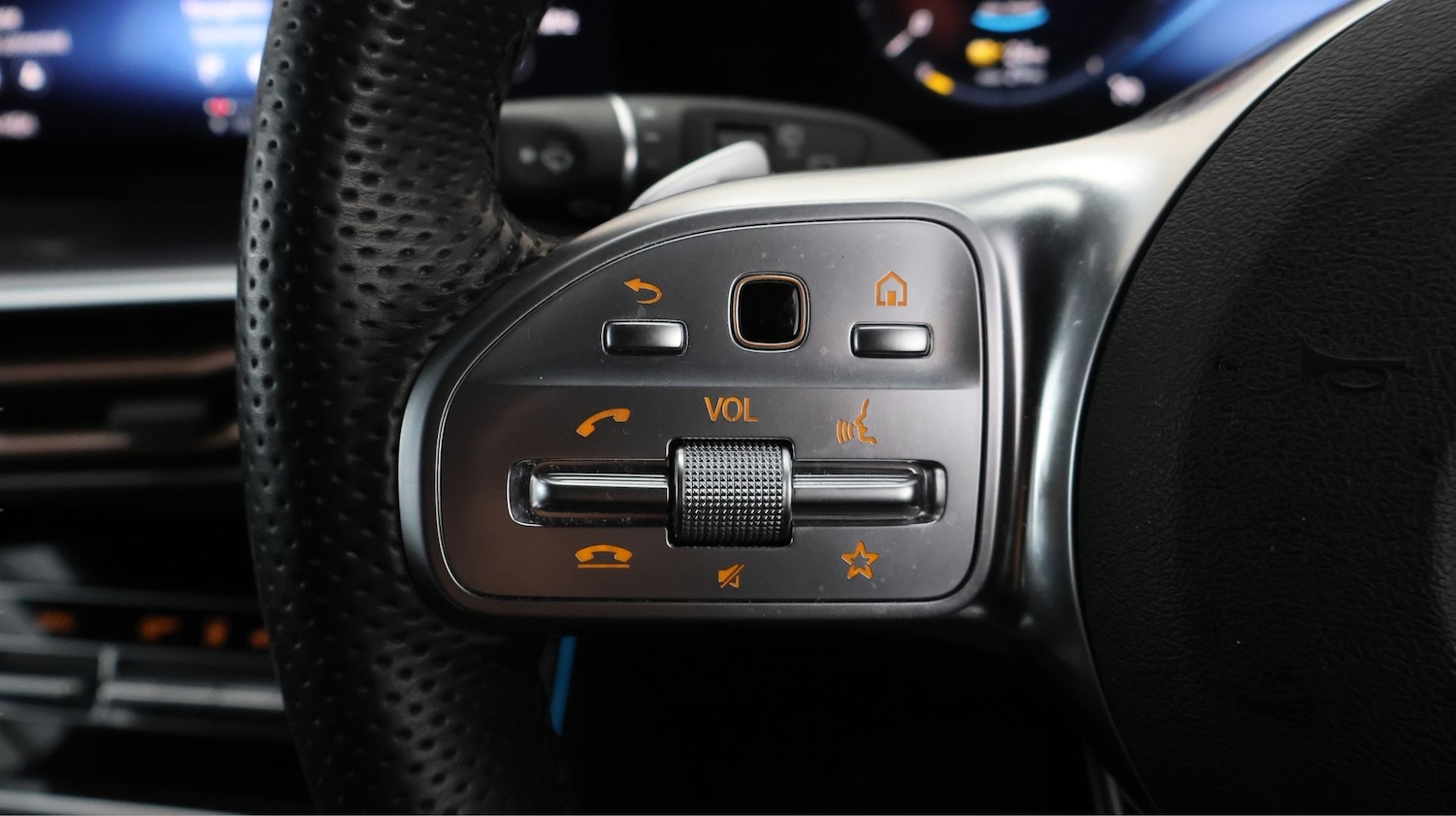 Used Mercedes-Benz EQC 2022 for sale - 77610193: Photo 24