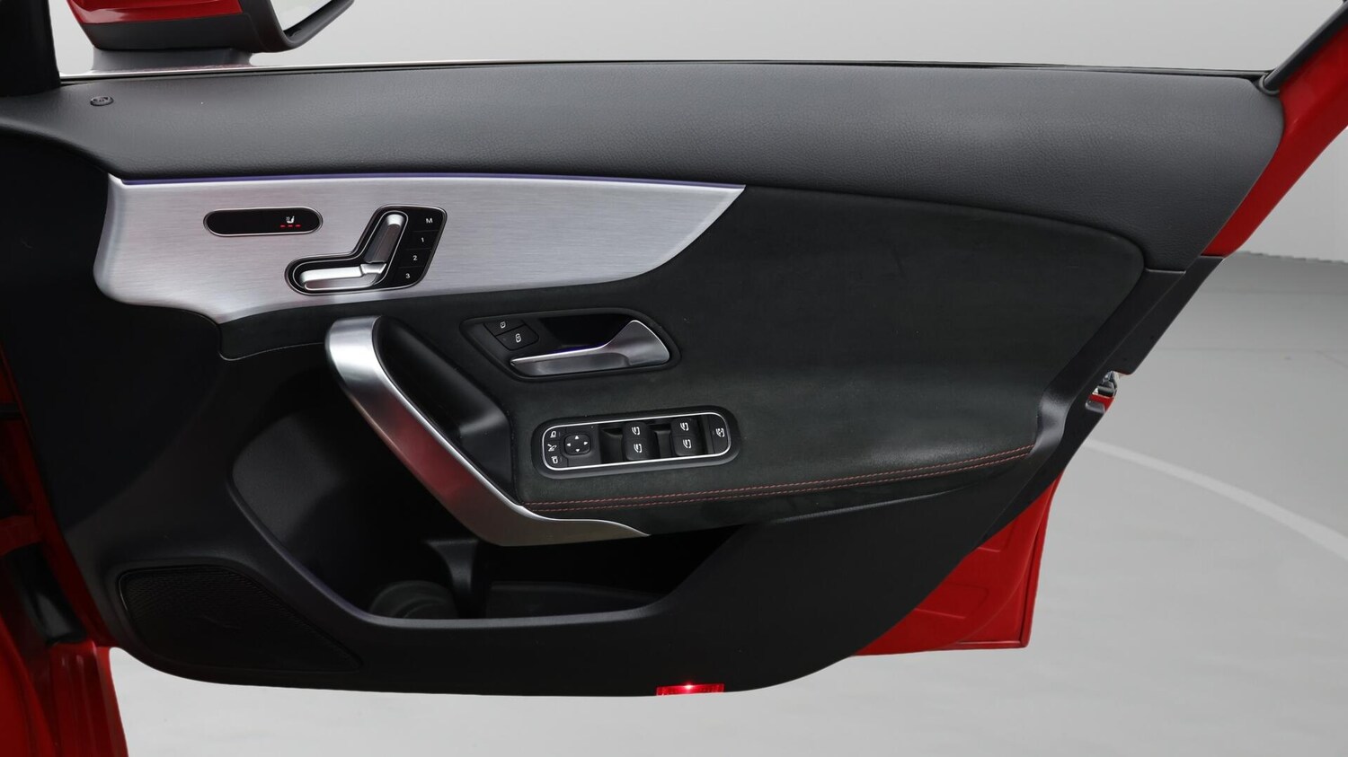 Used Mercedes-Benz A-Class 2018 for sale - 76238569: Photo 16