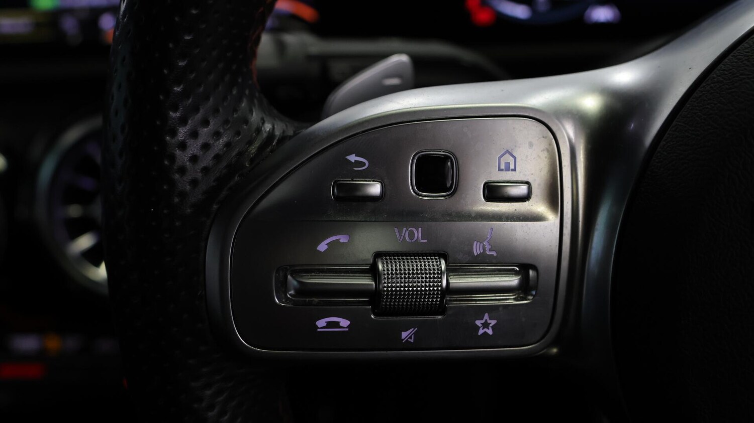 Used Mercedes-Benz A-Class 2018 for sale - 76238569: Photo 24