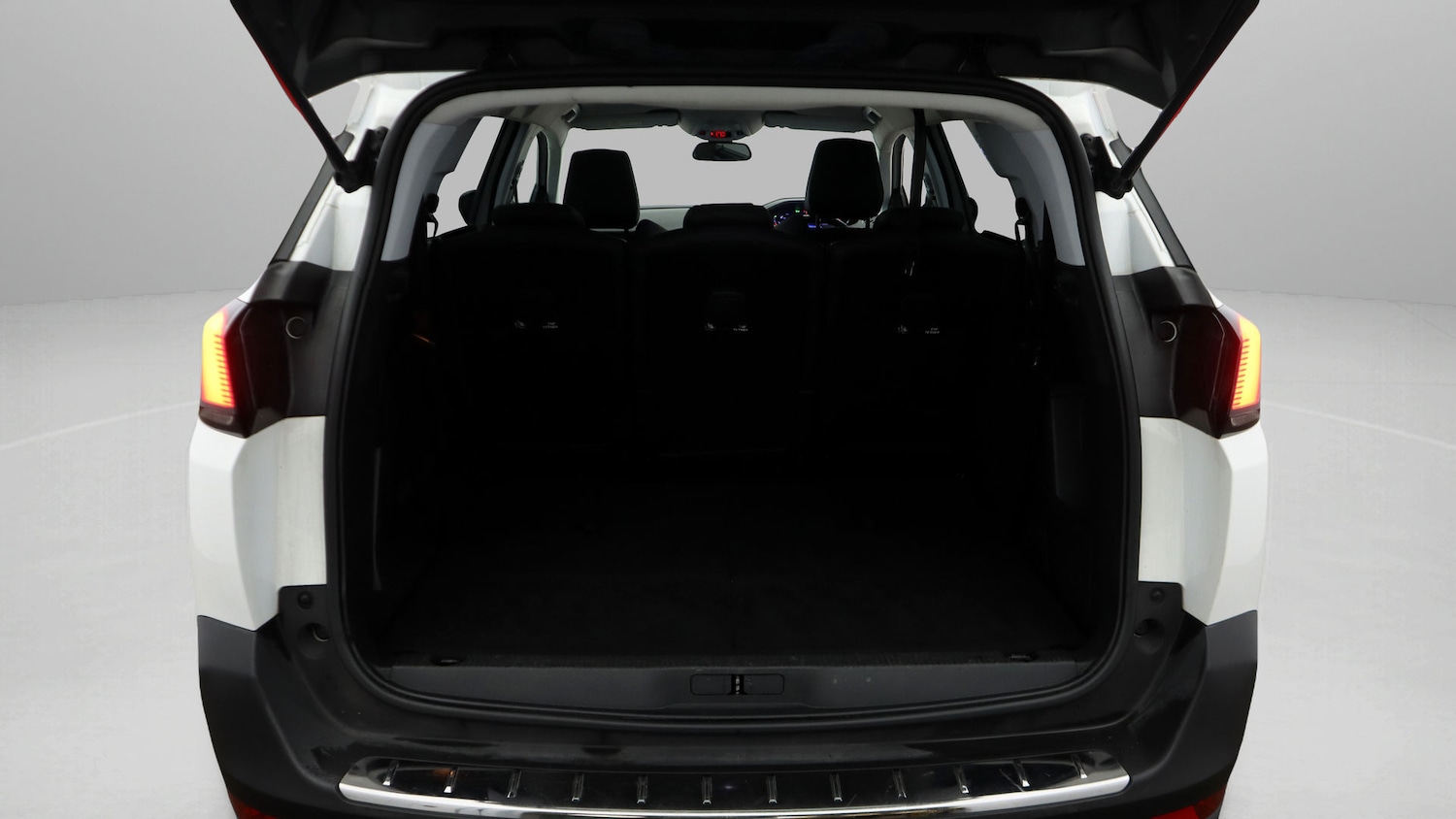 Used Peugeot 5008 2019 for sale - 77328946: Photo 17