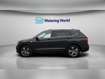 Used Volkswagen Tiguan Allspace 2021 for sale - 78452547: Photo