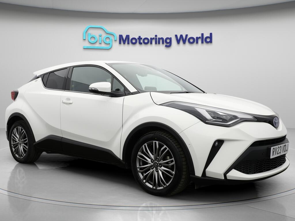 Used Toyota C-HR 2023 for sale - 76137535: Photo 1
