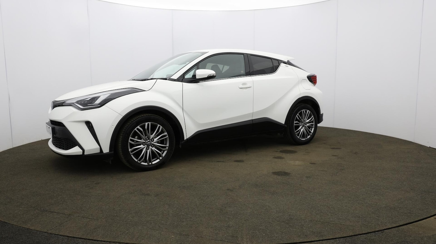 Used Toyota C-HR 2023 for sale - 76137535: Photo 18