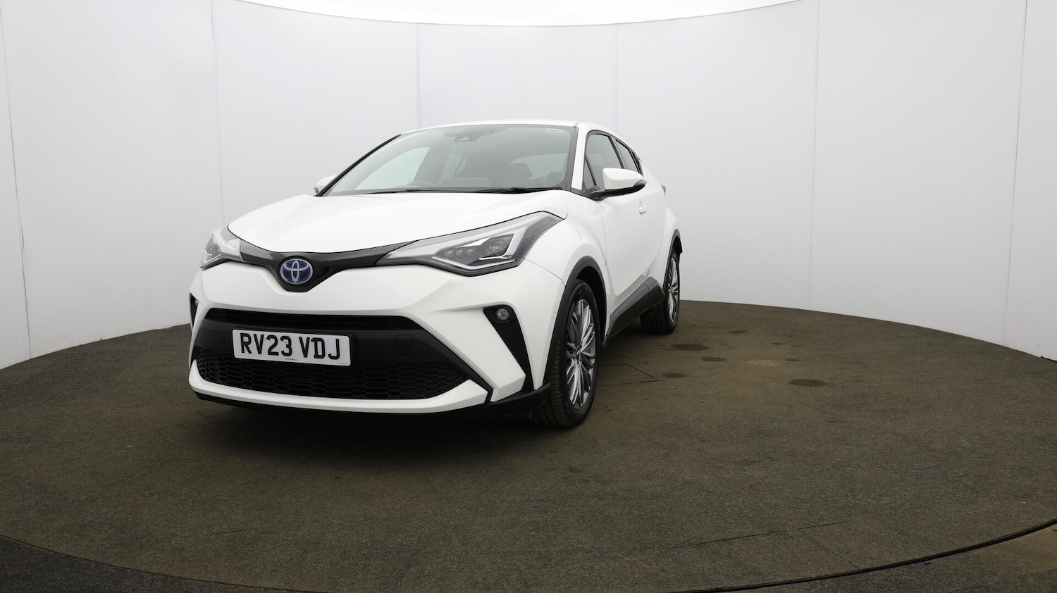 Used Toyota C-HR 2023 for sale - 76137535: Photo 26