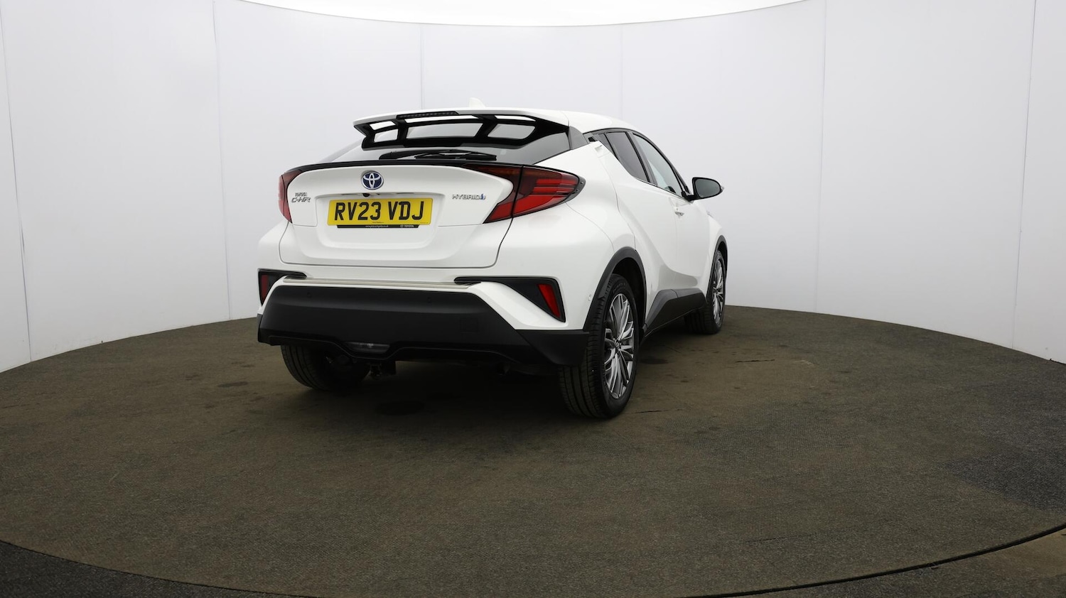 Used Toyota C-HR 2023 for sale - 76137535: Photo 63