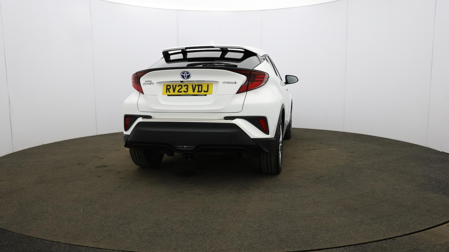 Used Toyota C-HR 2023 for sale - 76137535: Photo 64