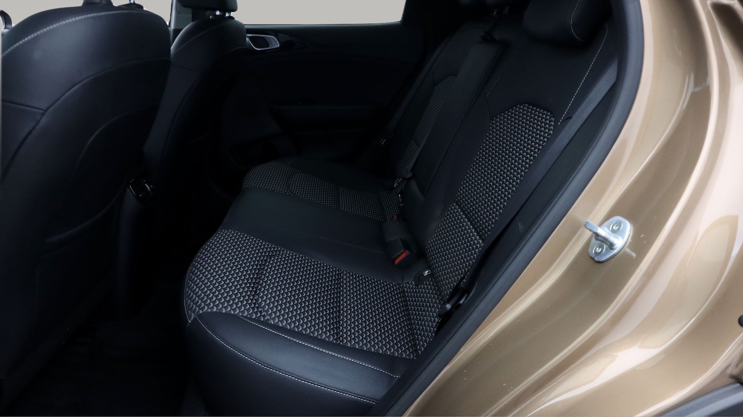 Used Kia XCeed 2022 for sale - 77946903: Photo 16