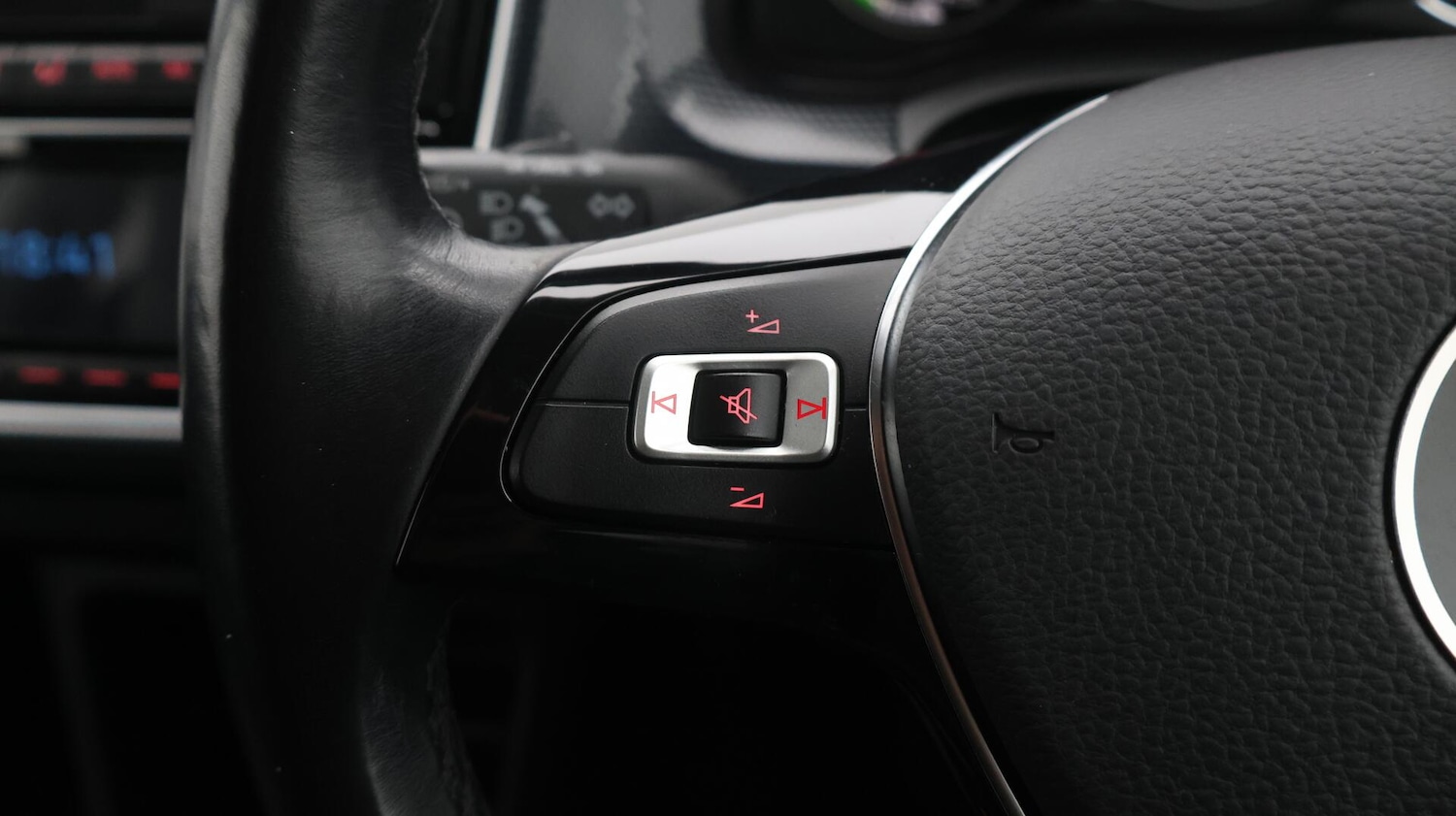 Used Volkswagen up! 2022 for sale - 76498995: Photo 23