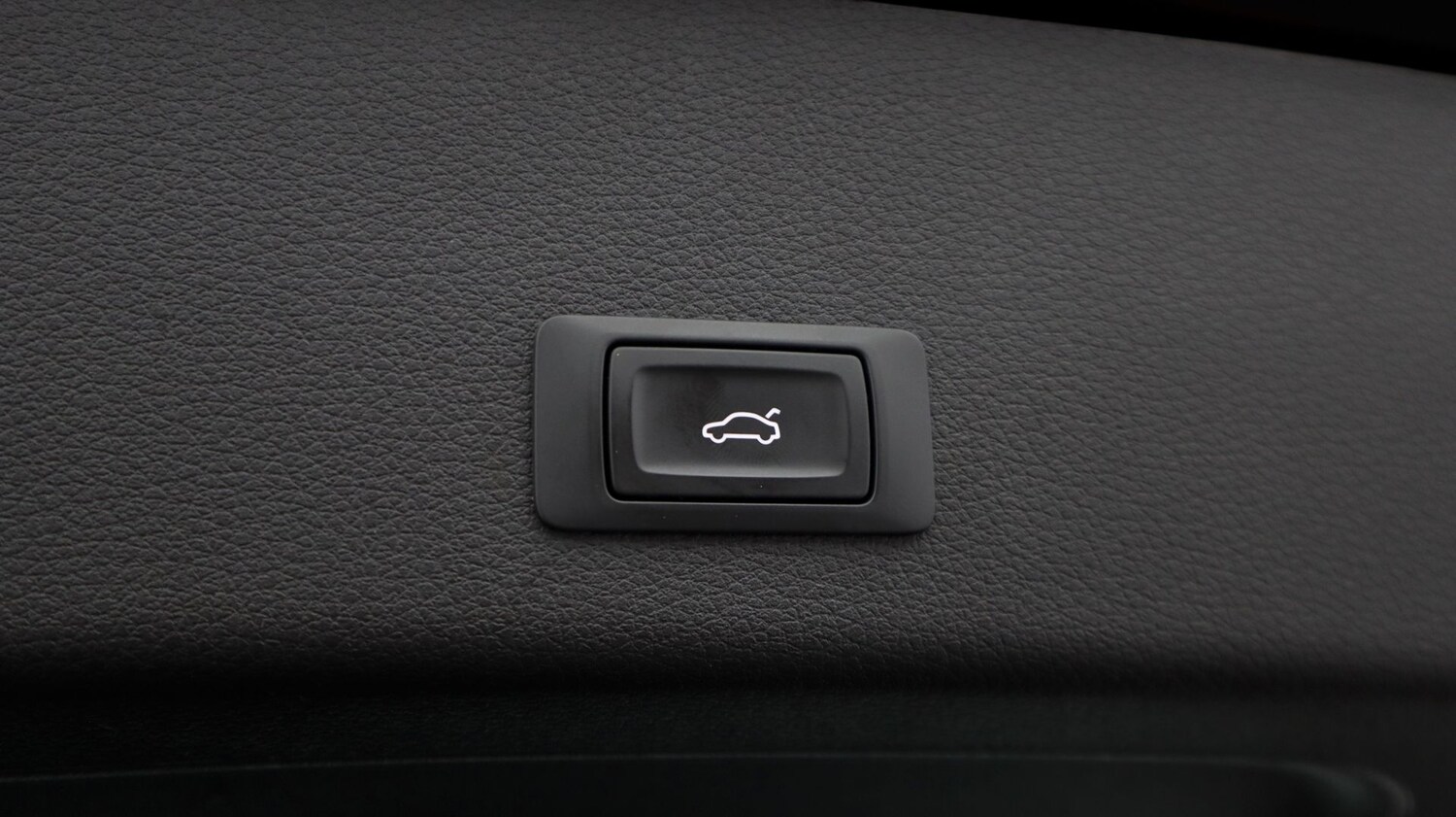 Used Audi e-tron 2021 for sale - 77247521: Photo 24