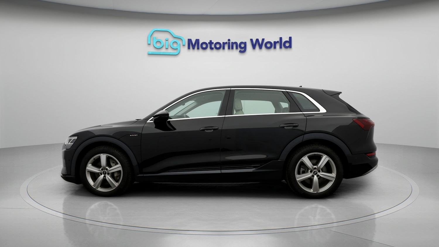 Used Audi e-tron 2021 for sale - 77247521: Photo 4