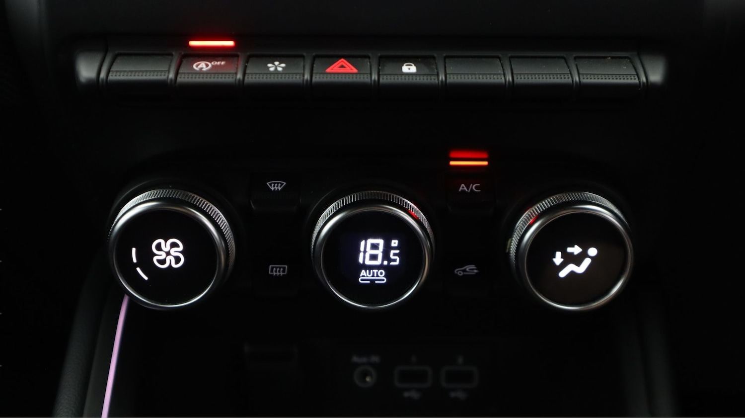 Used Renault Clio 2023 for sale - 78169115: Photo 12