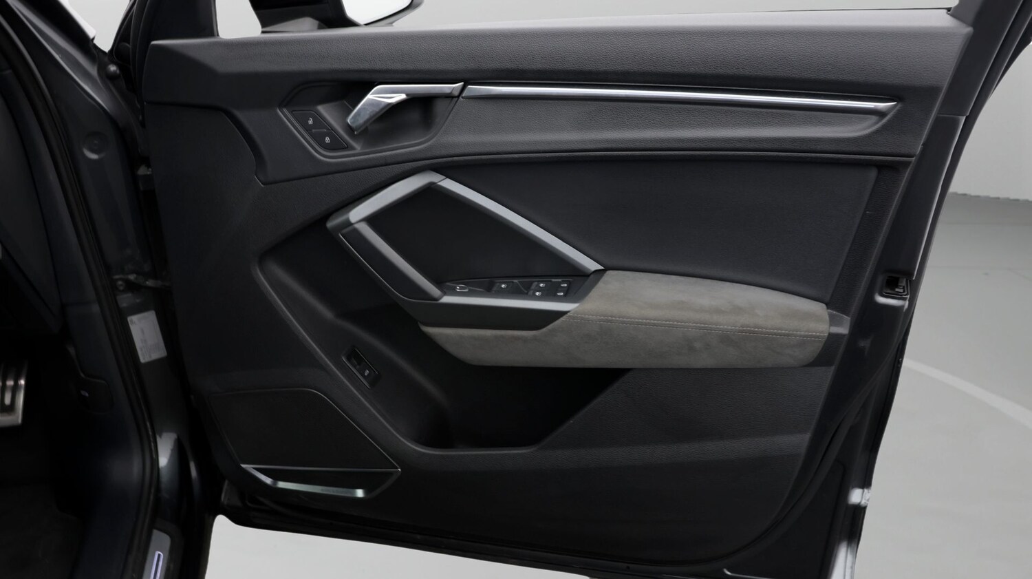 Used Audi Q3 for sale - 77758627: Photo 15